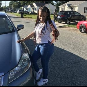 Meet your Posher, Amiya